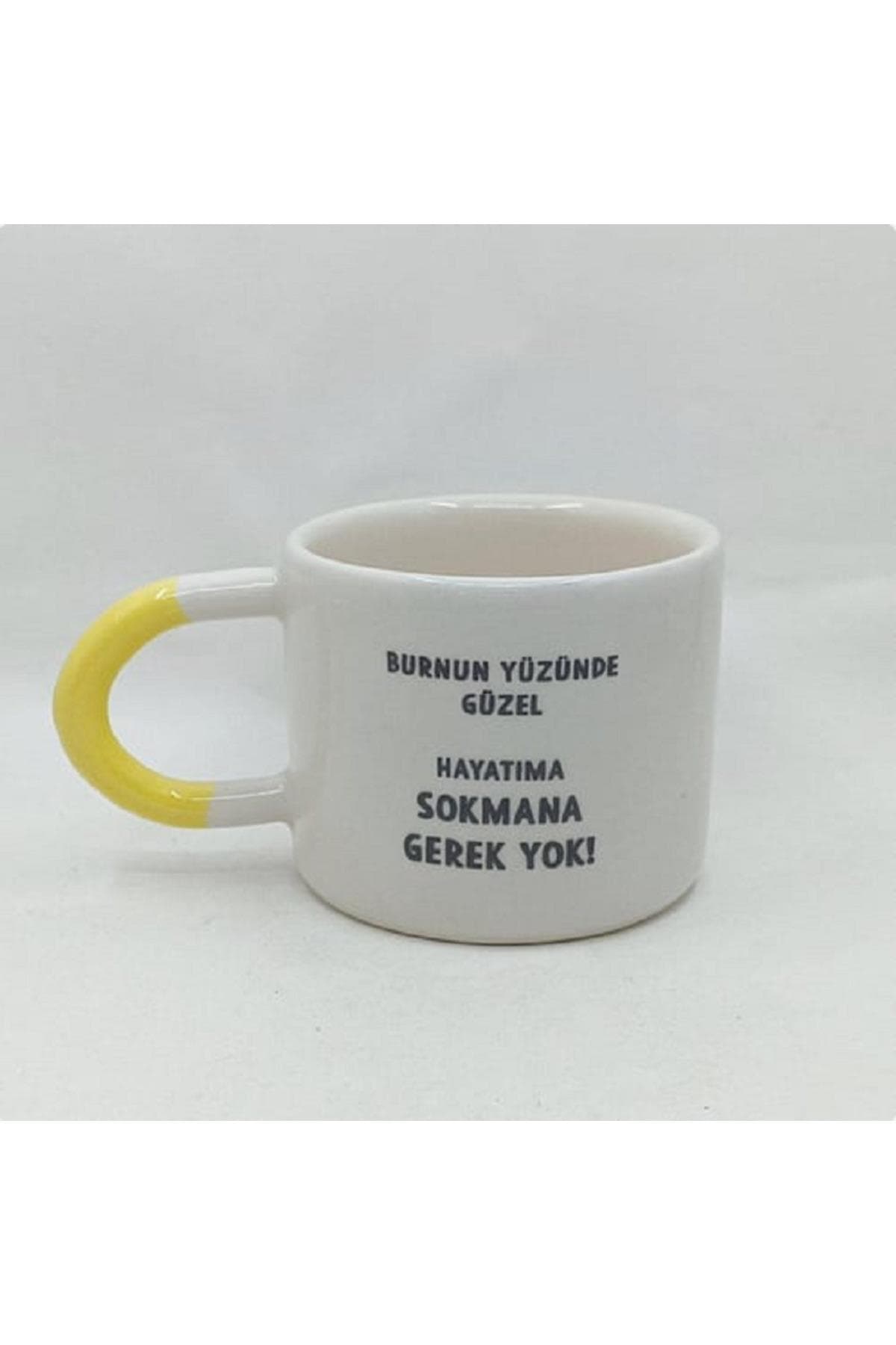 Burnun Yüzünde Güzel Baskılı Sarı Kulplu U Kupa Bardak Fincan Mug