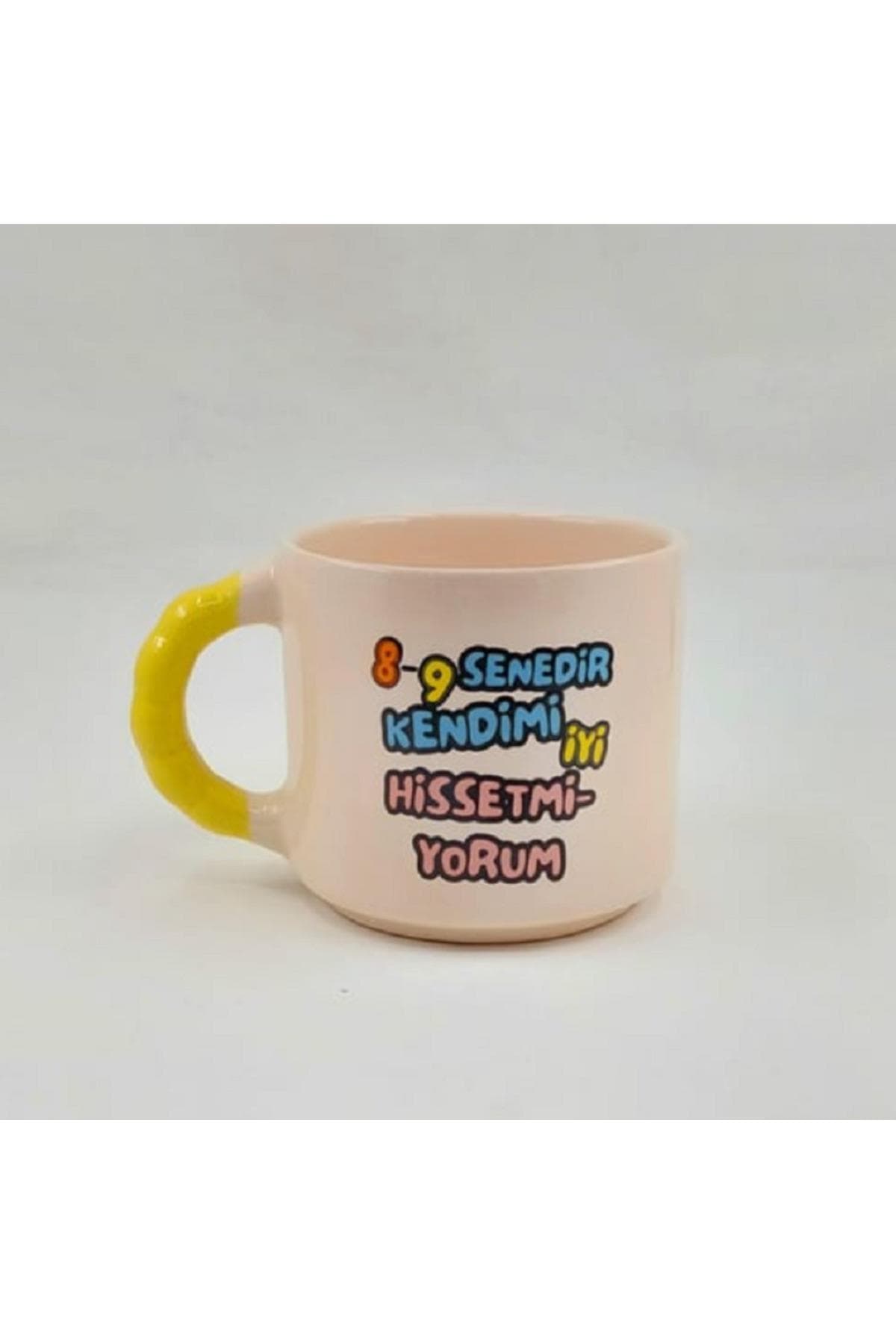 8 9 Senedir Kendimi İyi Hissetmiyorum Baskılı Sarı Kulplu Boncuk Kupa Bardak Fincan Mug