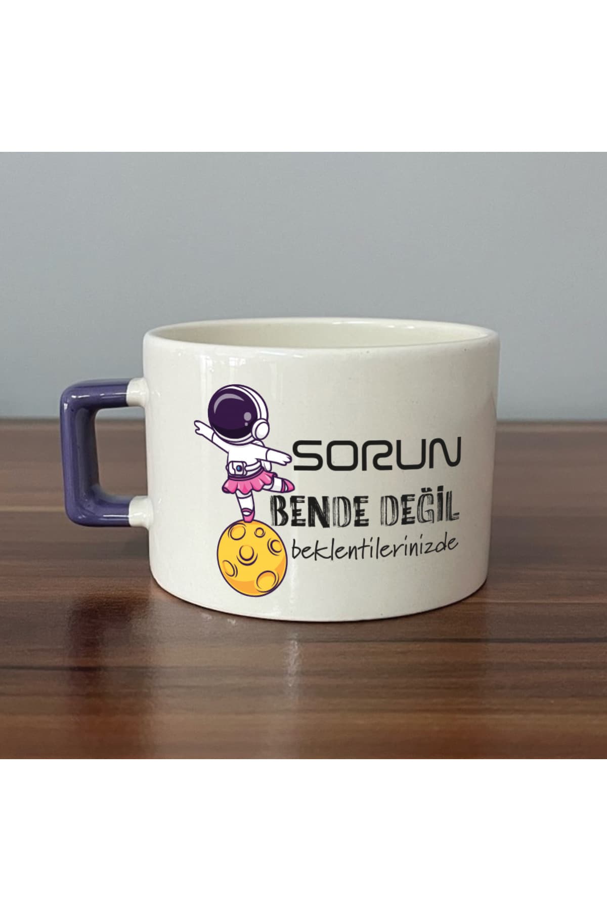 Sorun Bende Değil Beklentilerinizde Mor Kulplu Kare Laf Sokma Hediyesi Fincan