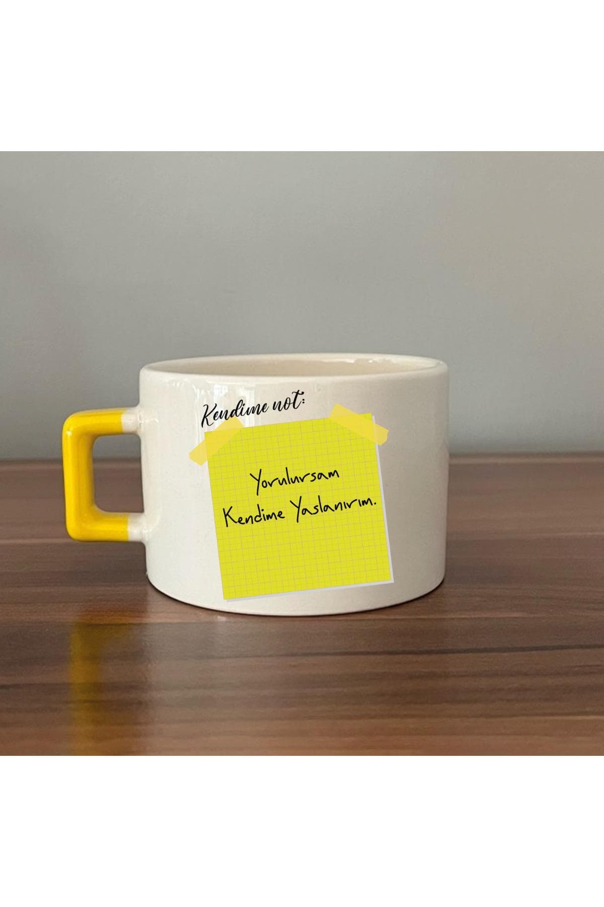 Kendime Not: Yorulursan Kendime Yaslanırım Baskılı Sarı Kulplu Kare Kupa Bardak Fincan Mug