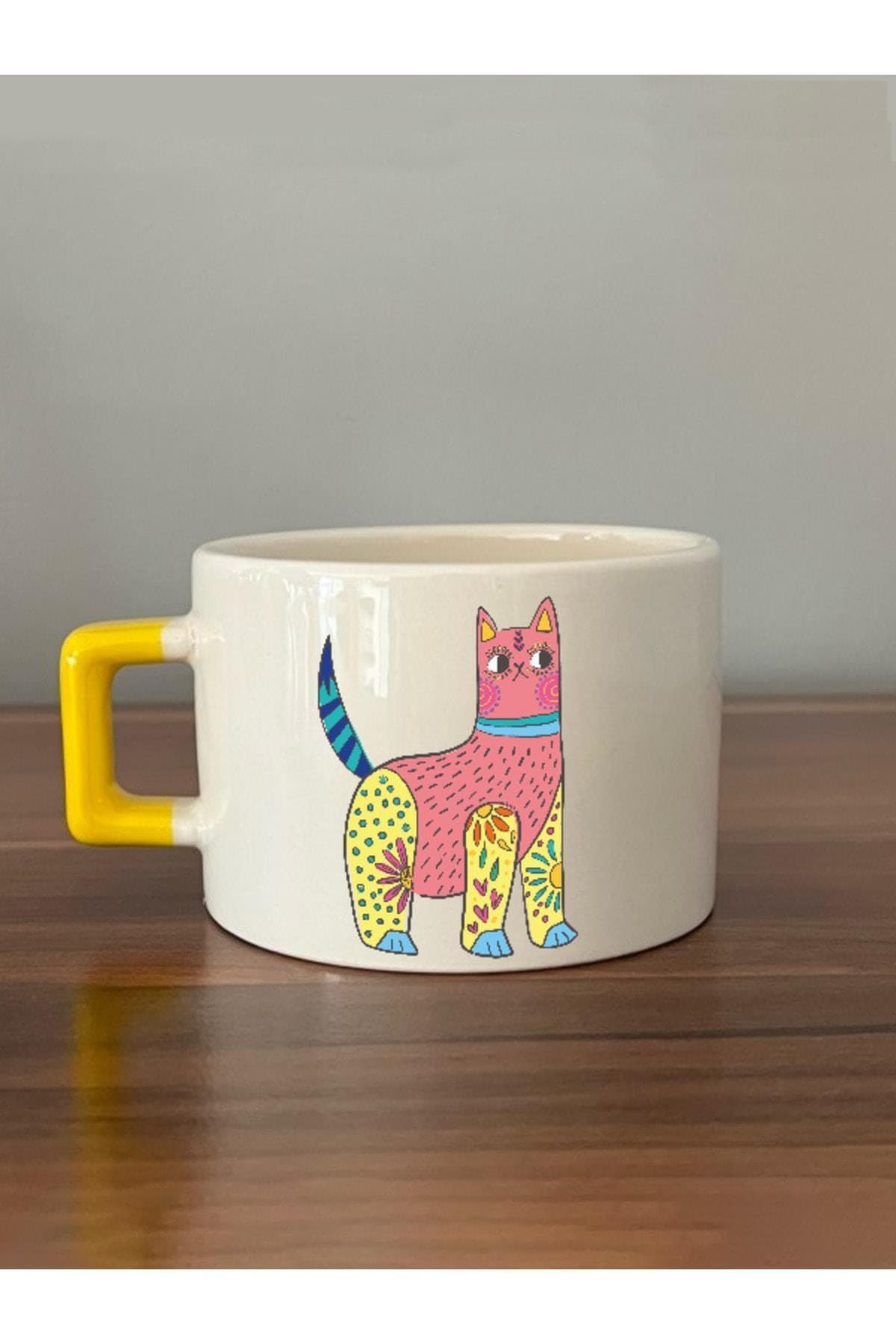 Sarı Pembe Kedi Baskılı Sarı Kulplu Kare Kupa Bardak Fincan Mug