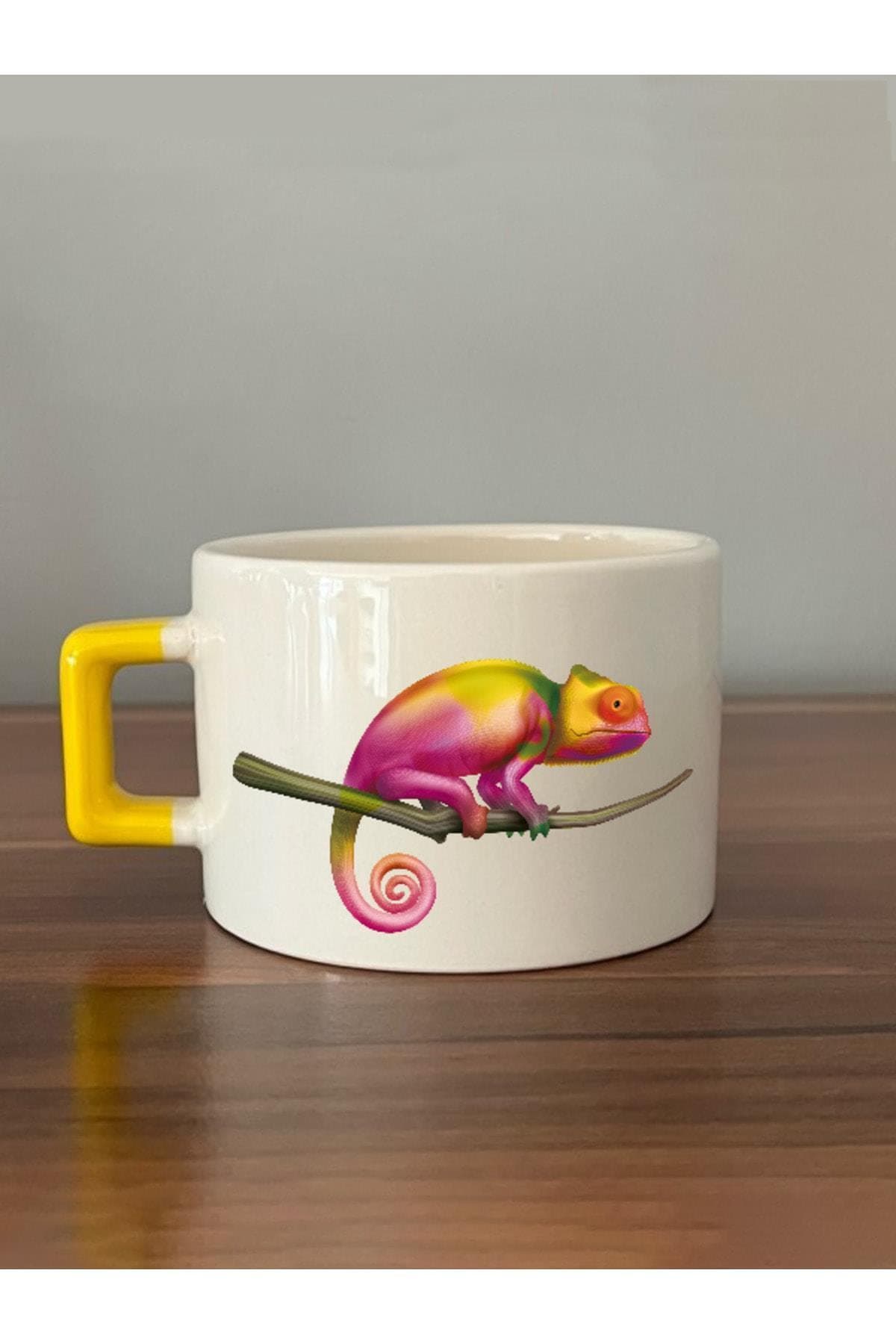 Renkli Bukalemun Baskılı Sarı Kulplu Kare Kupa Bardak Fincan Mug