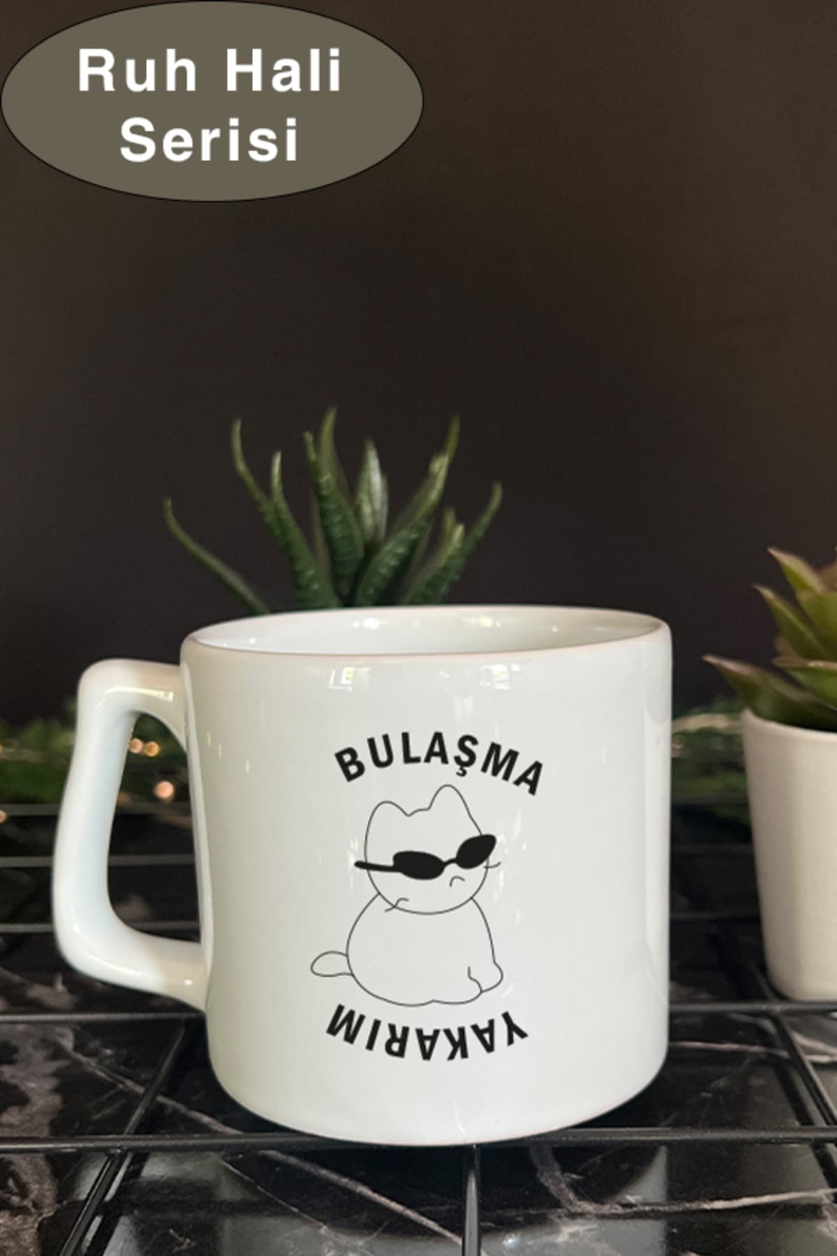 Bulaşma Yakarım Yazılı Gözlüklü Kedi Bardak, Hediye Kupa Bardak