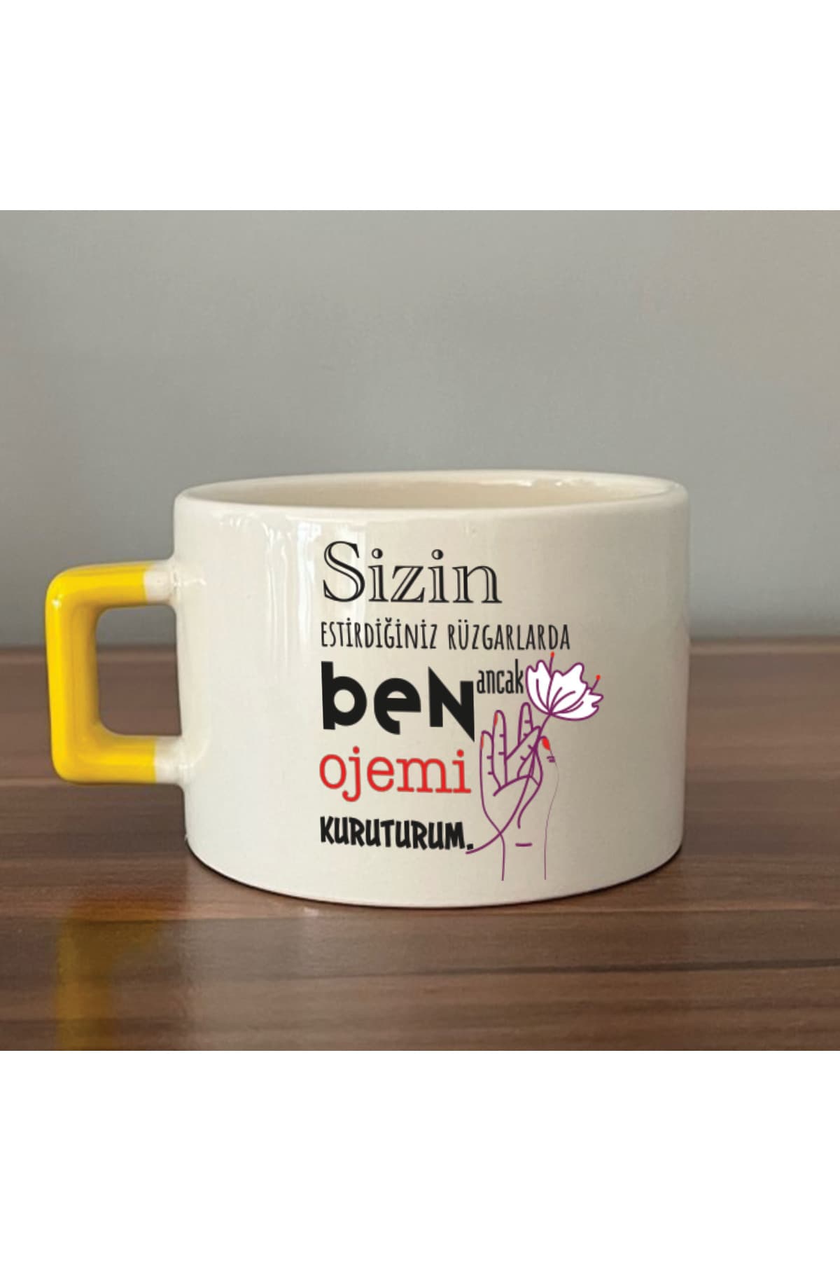 Sizin Estirdiğiniz Rüzgar İle Sarı Kulplu Kare Laf Sokma Hediyesi Fincan