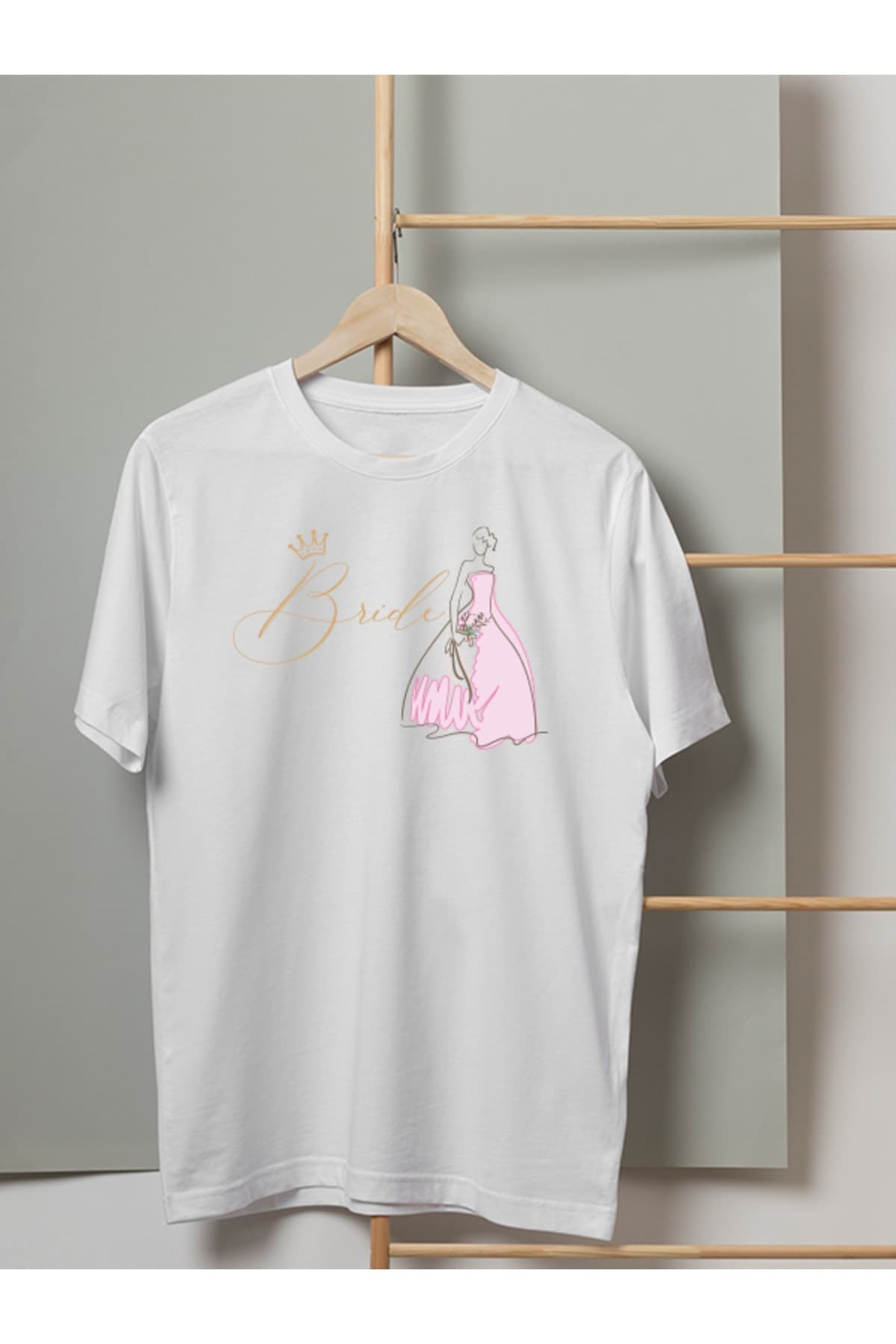 Bride Pembe Gelin Baskılı Beyaz Kadın Tişört