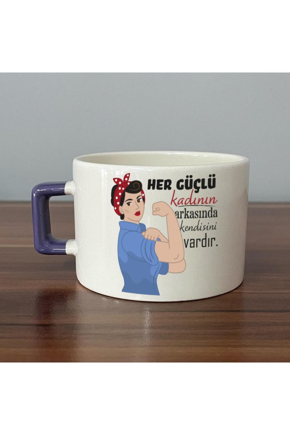 Her Güçlü Kadının Arkasında Kendisi Vardır Baskılı Kadınlar Günü Mor Kulplu Kare Espresso Fincanı