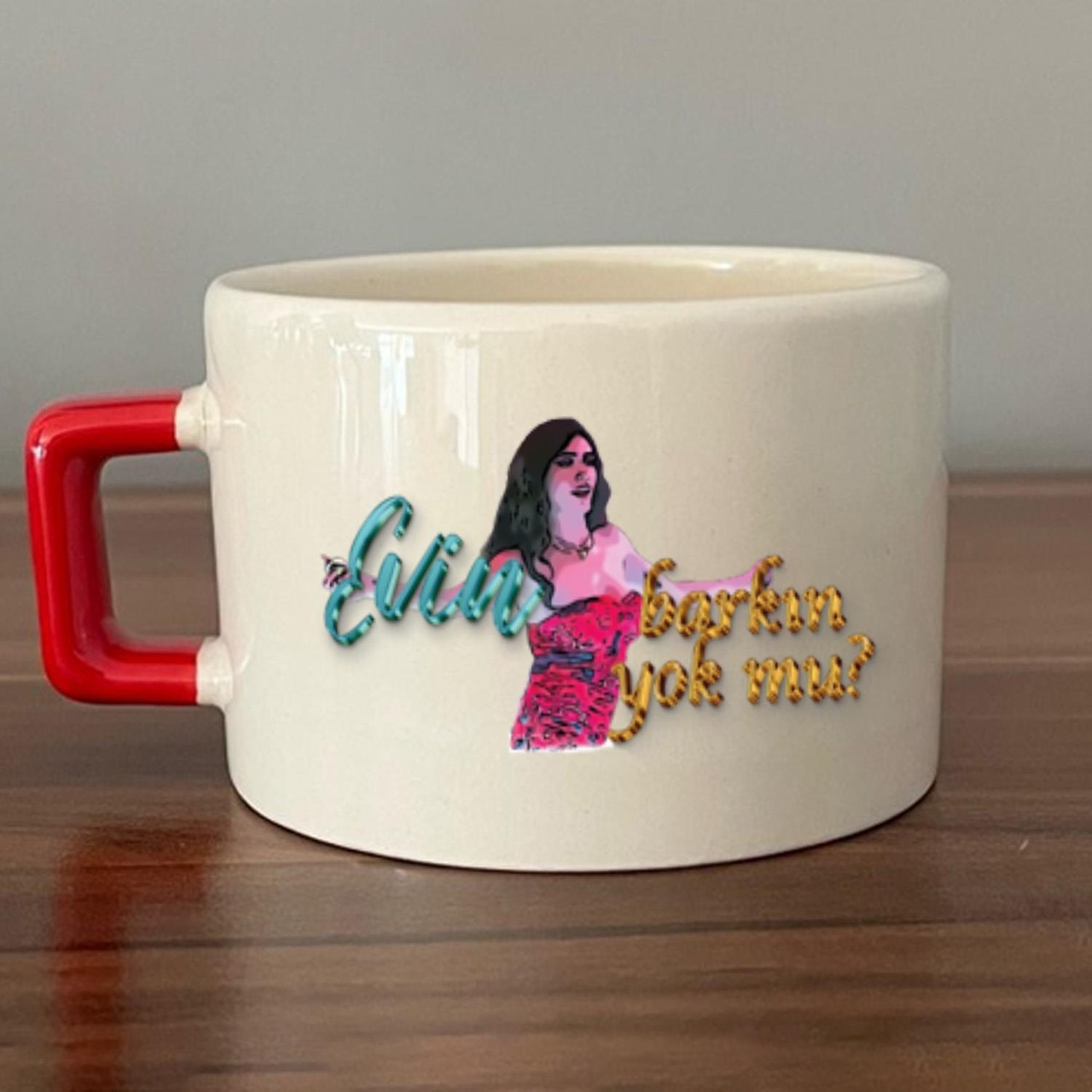 Kırmızı