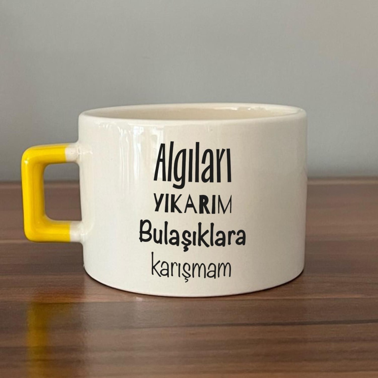 Sarı