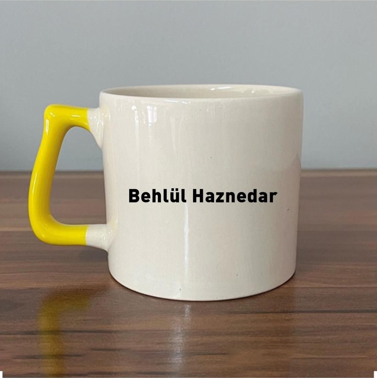 Sarı