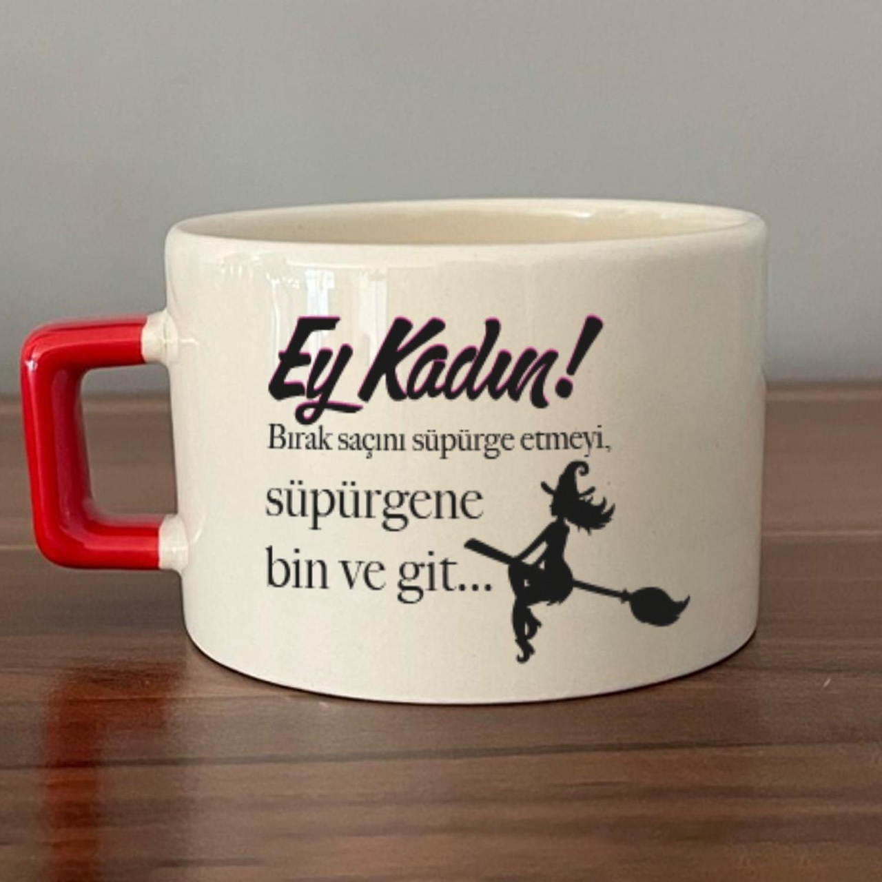Kırmızı