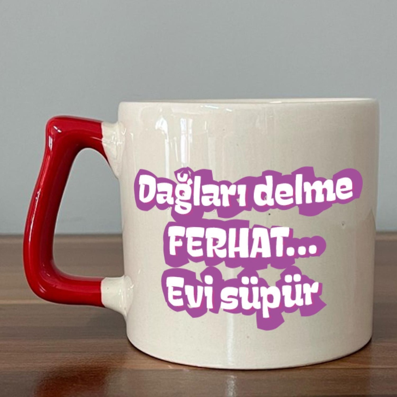 Kırmızı
