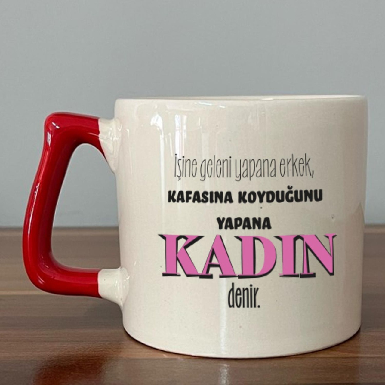 Kırmızı