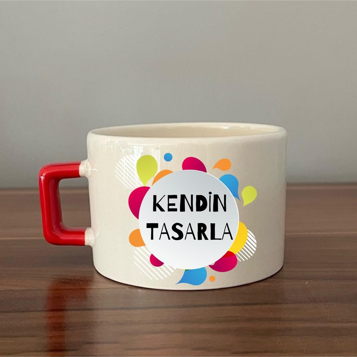 Kırmızı