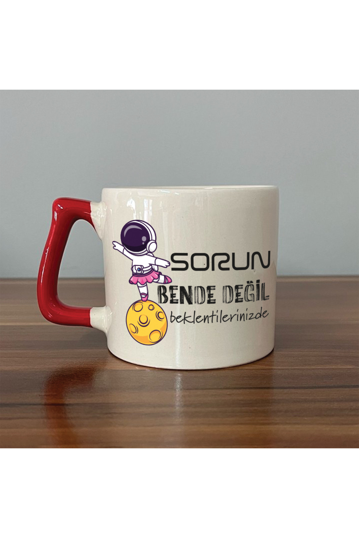 Kırmızı